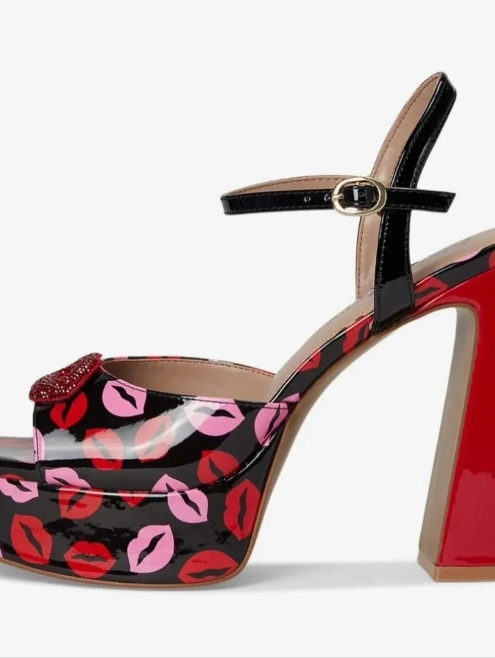 💋▪️Betsey Johnson▪️ Black Patent Allyson Lip Heel Platform Sandals